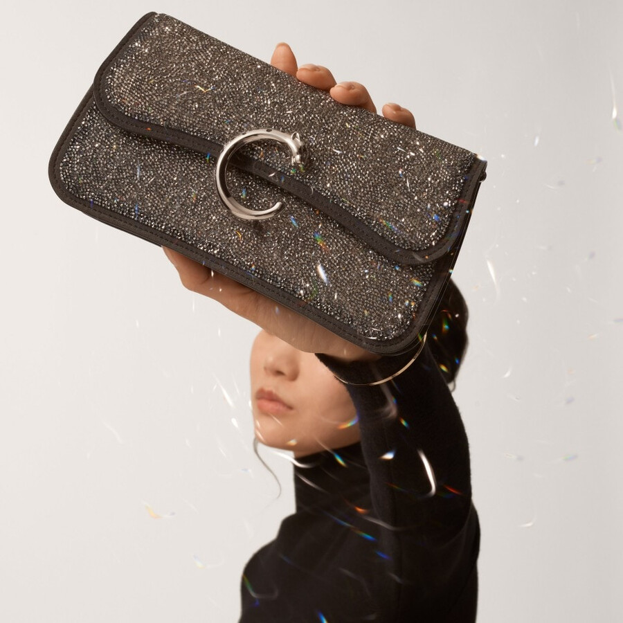 borsa a catena modello mini panthère c de cartier