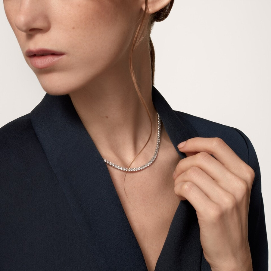 collana essential lines diamanti taglio brillante