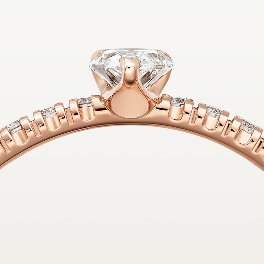 anello etincelle de cartier diamante a forma di pera pavé