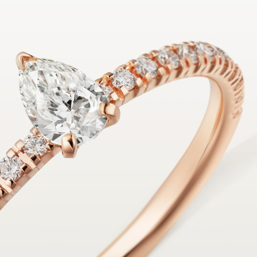 anello etincelle de cartier diamante a forma di pera pavé