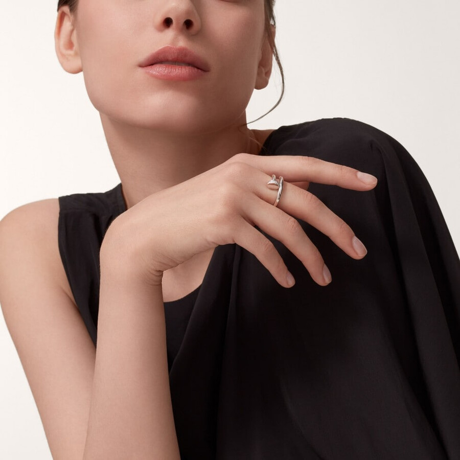 anello juste un clou modello classico diamanti