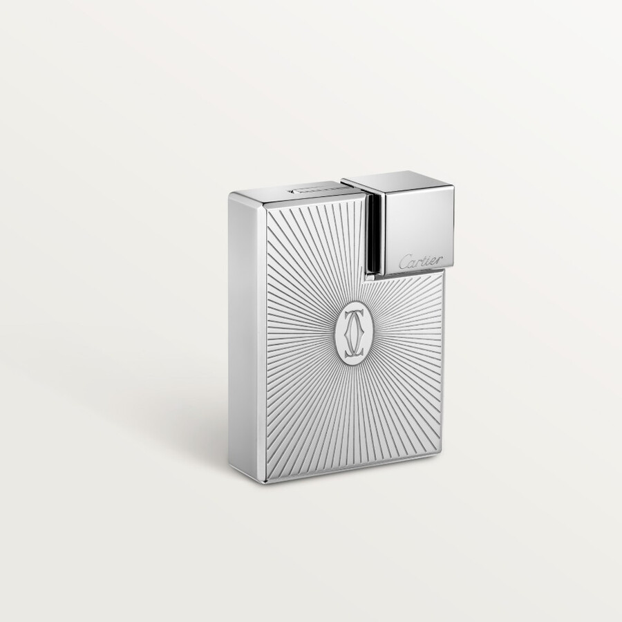 accendino quadrato con logo double c de cartier e motivo sunray in finitura palladio