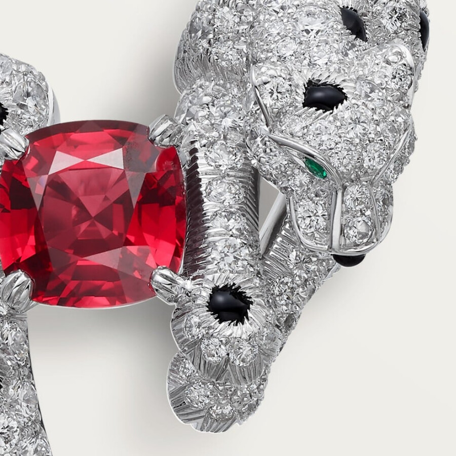 orecchini panthère de cartier rubino taglio cuscino pavé