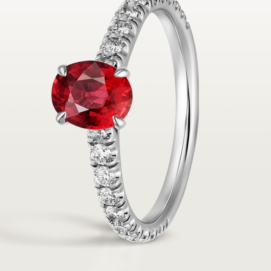 solitario 1895 rubino taglio ovale pavé