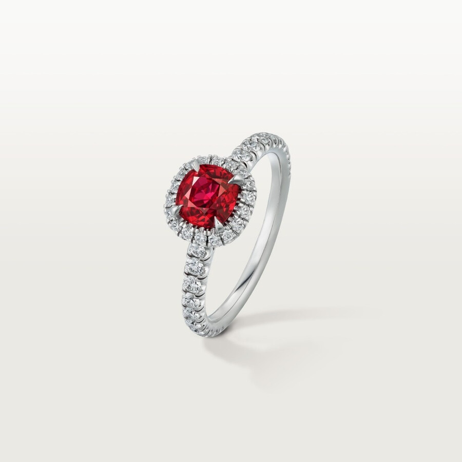 solitario cartier destinée rubino taglio cuscino pavé