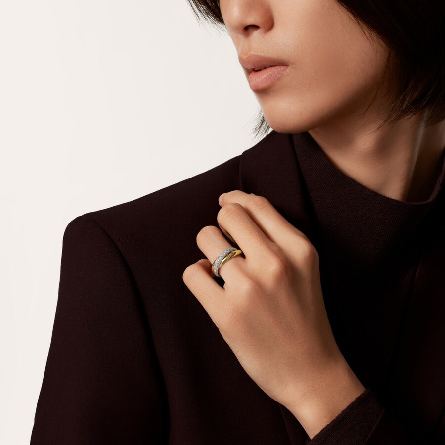 anello trinity modello classico semi-pavé