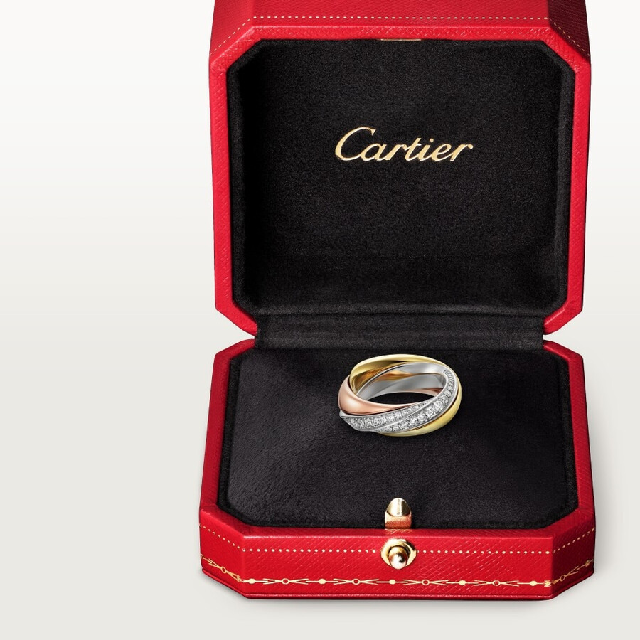 anello della trinità mezzo lastricato